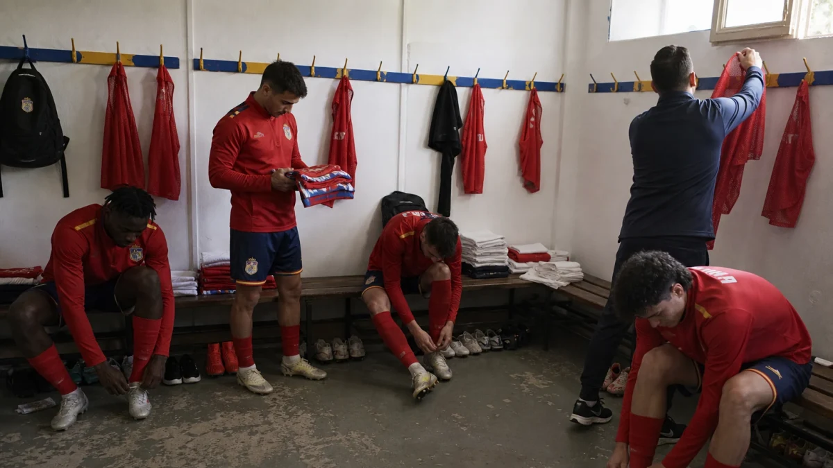 FC Alverca värvar Mofe Jemide från Crystal Palace